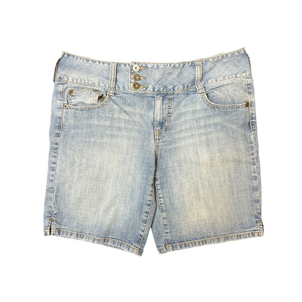 Y2K Apt 9 Denim Light Wash Mid Rise Bermuda Jort Shorts Size 12